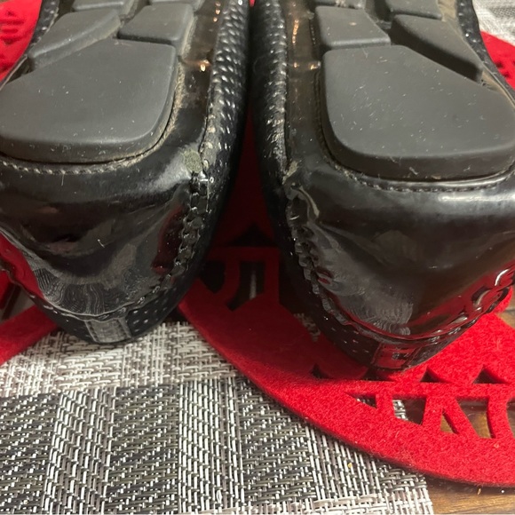 Cute Michael Kors Fulton Flats. Black with silver sparkles. Women’s size 8.5 - Picture 5 of 5